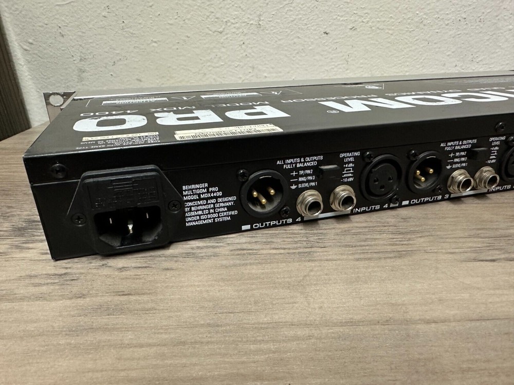 Behringer MDX 4400 Multicom Pro Audio Interactive Quad Dynamics Processor