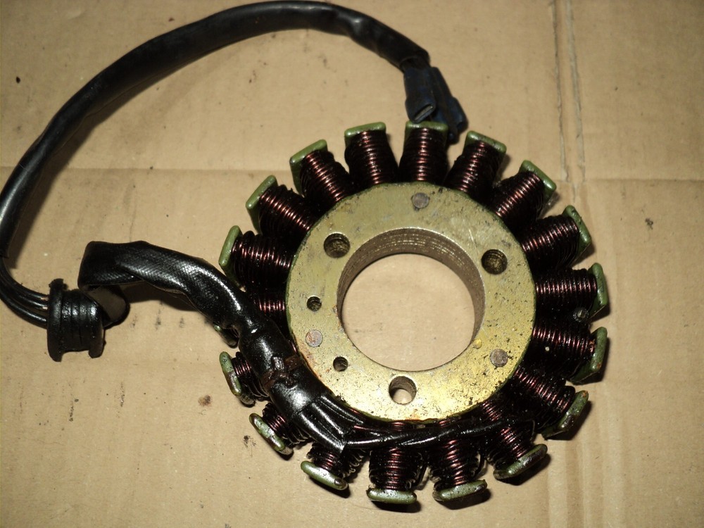 Suzuki GSXR 750 K1 Alternator generator