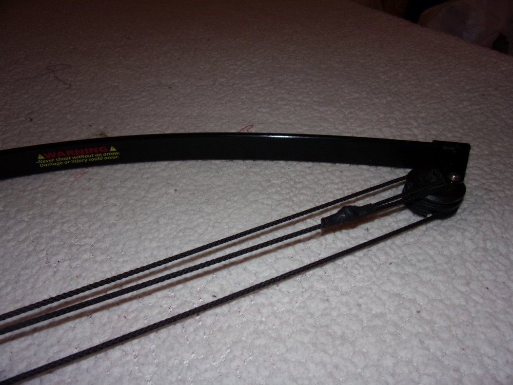 Barnett LiL Banshee Youth Compound Bow