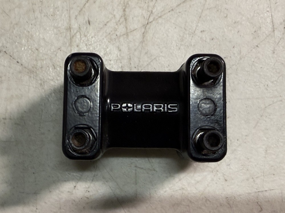 POLARIS INDY 440 HANDLEBAR CLAMP BLOCK