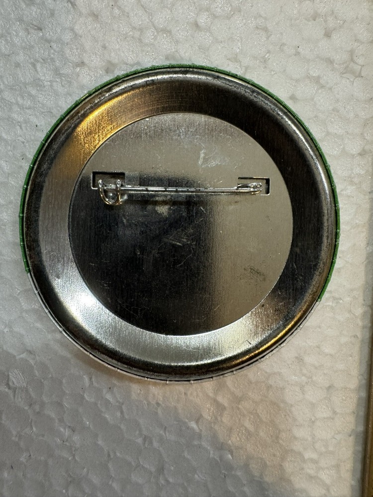 NASA Space shuttle Landing GUEST BUTTON - MID GREEN