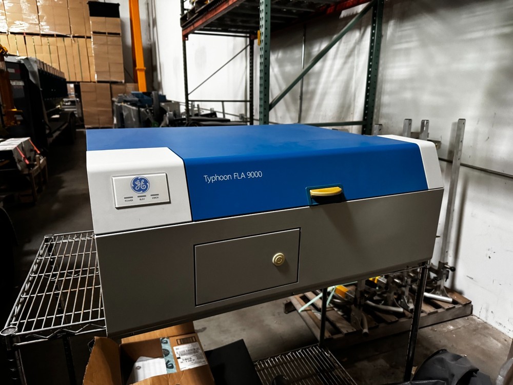 GE Tyohoon FLA 9000 Fluorescent Image Analyzer