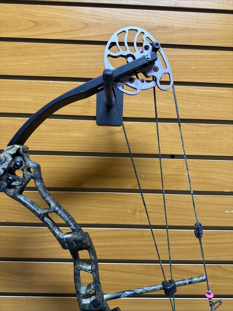 Bowtech Archery Compound Bow - Allegiance - #60 - 29” Draw Length - RH