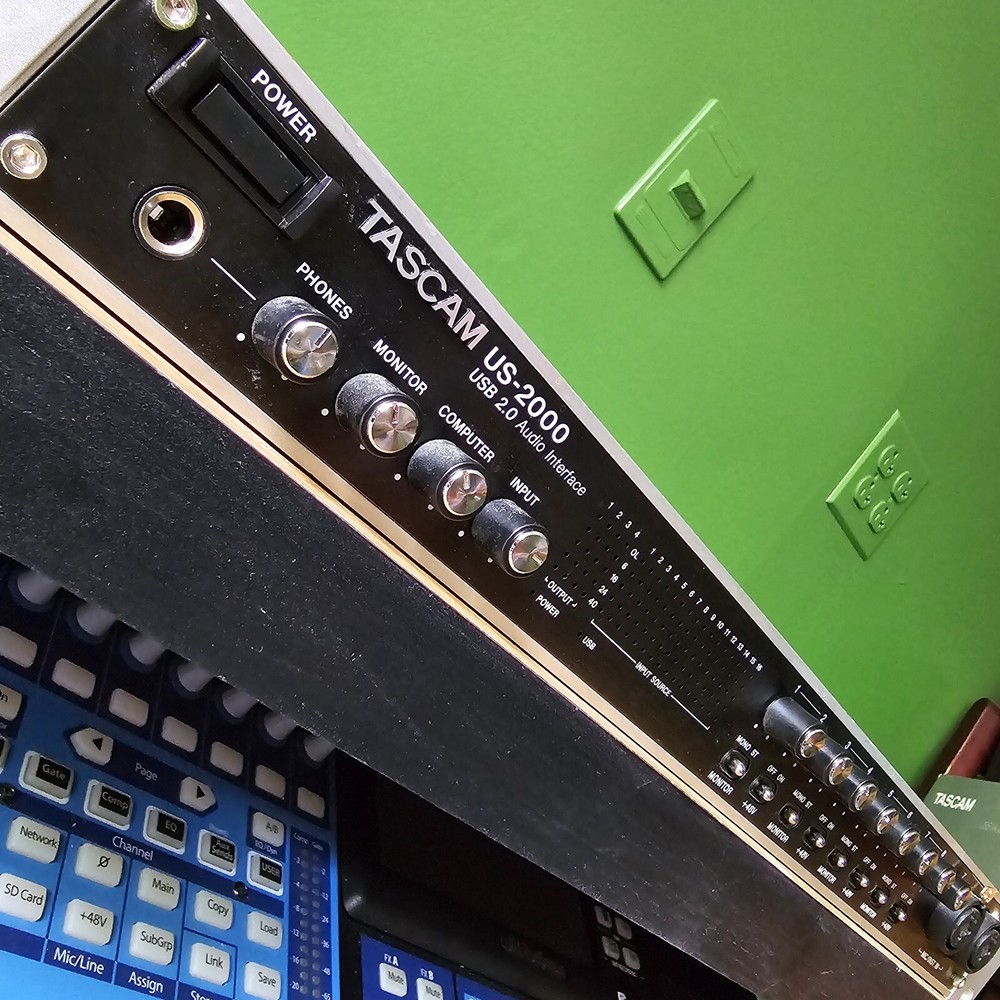 Tascam US-2000 Audio Interface