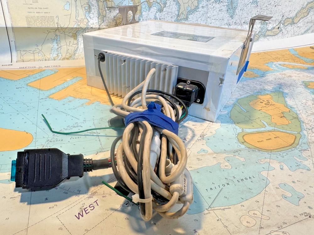 Jensen "MCDA1" Receiver & CD Changer Marine Water Resistant