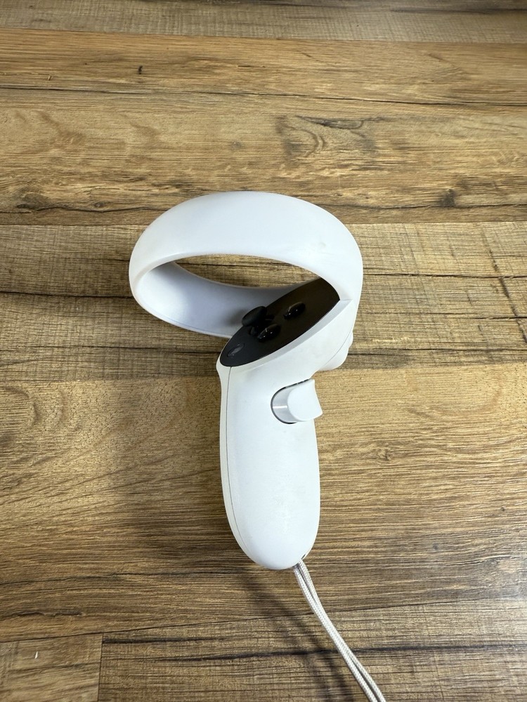 Oculus Quest 2 VR Headset Left Controller Only Original/OEM