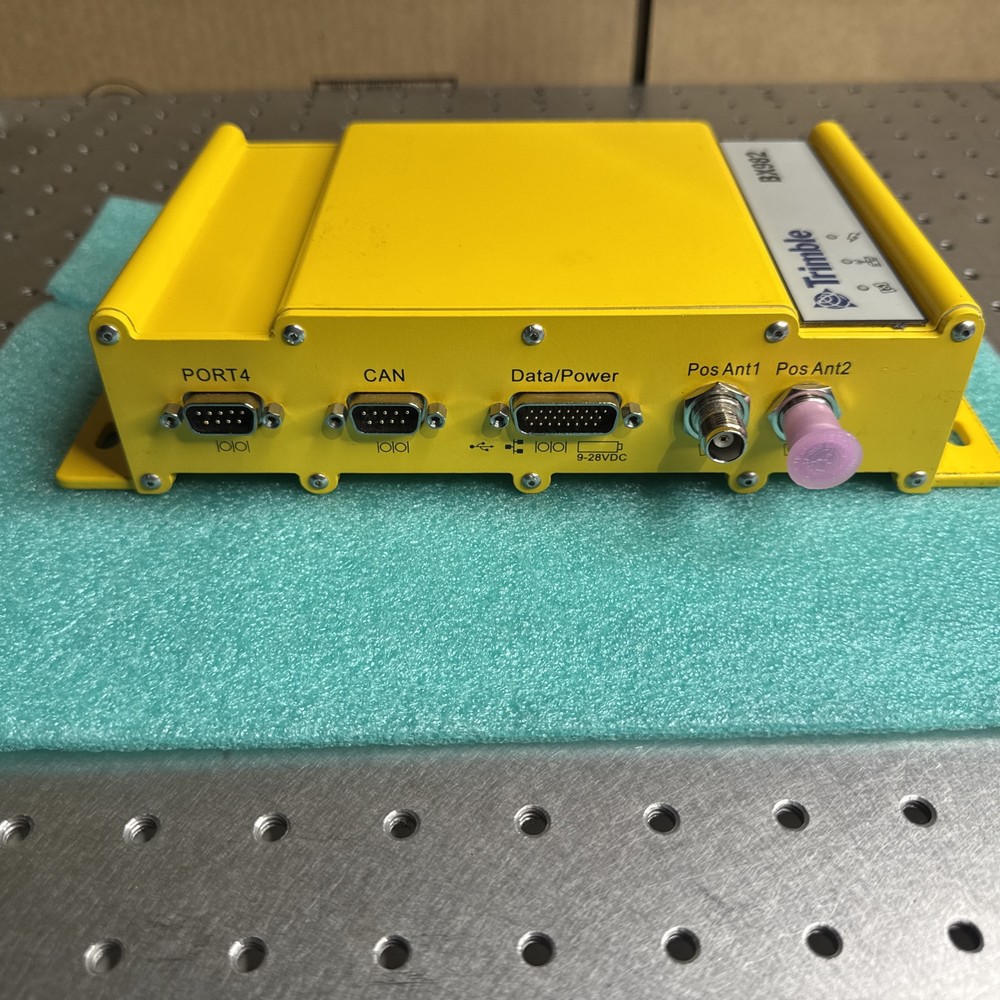 TRIMBLE BX982 RECEIVER ENCLOSURE MULTI-CHANNEL MULTI-FREQUENCY GNSS 82878-05