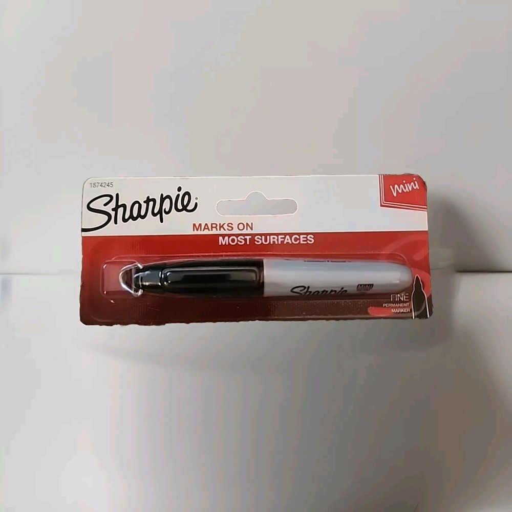 Sharpie 1874245 Mini Permanent Marker Fine Point Black 1 Count