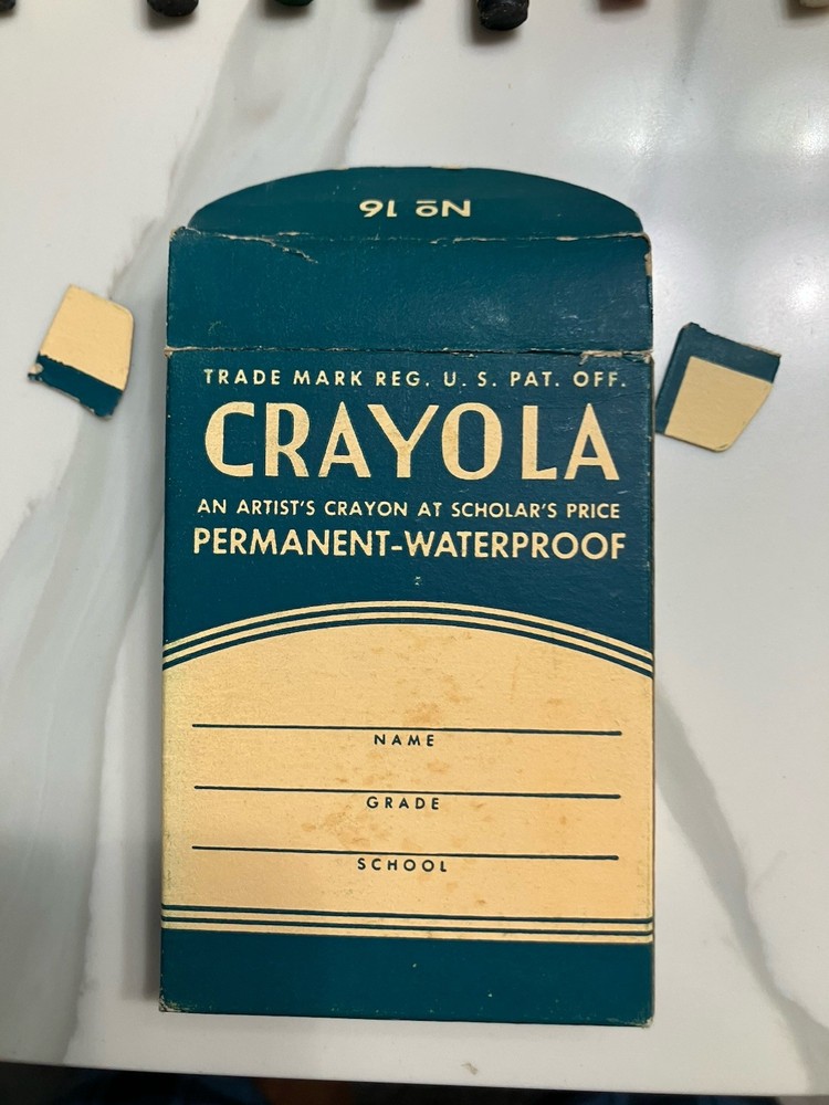 Vintage Crayola Crayons NO. 16
