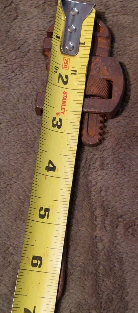 8 " Guaranteed Made In Spain Pipe Wrench.