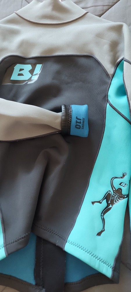 Buell wetsuit jacket! great condition. Juniors size 10.