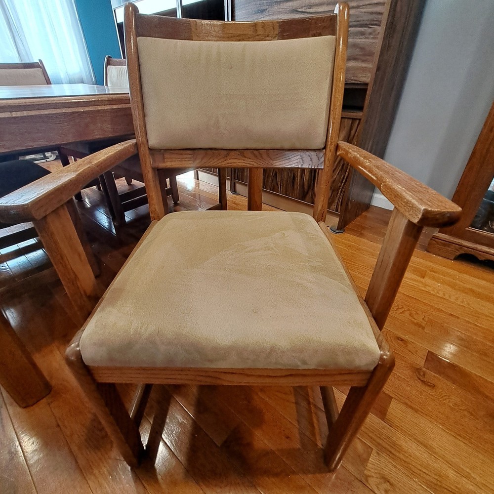 Solid Oak Dining Set 72" With 2 Leafs And 6 Chairs