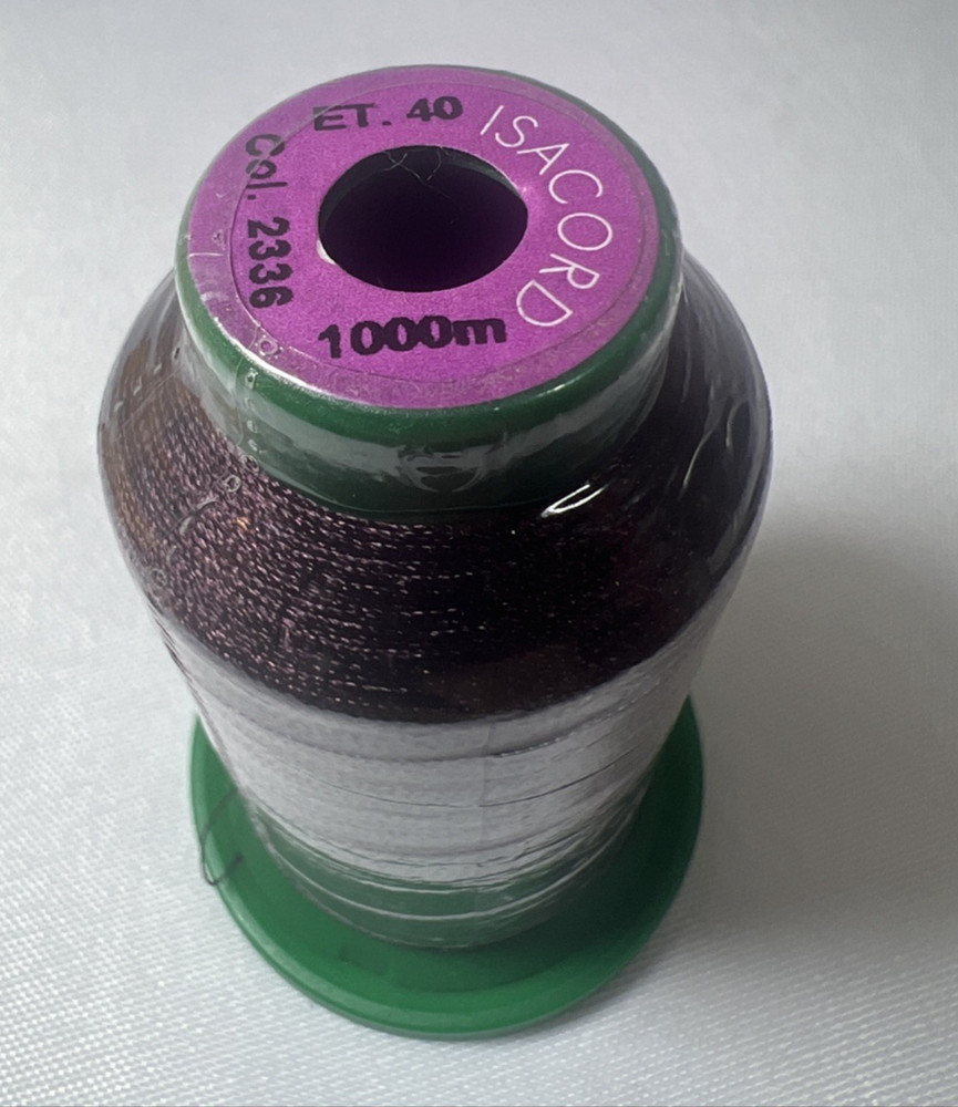 Isacord Embroidery Thread - Maroon 2336 - 1000m 40wt