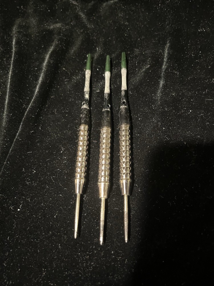 VINTAGE HALEX SILVER DARTS W/ CASE