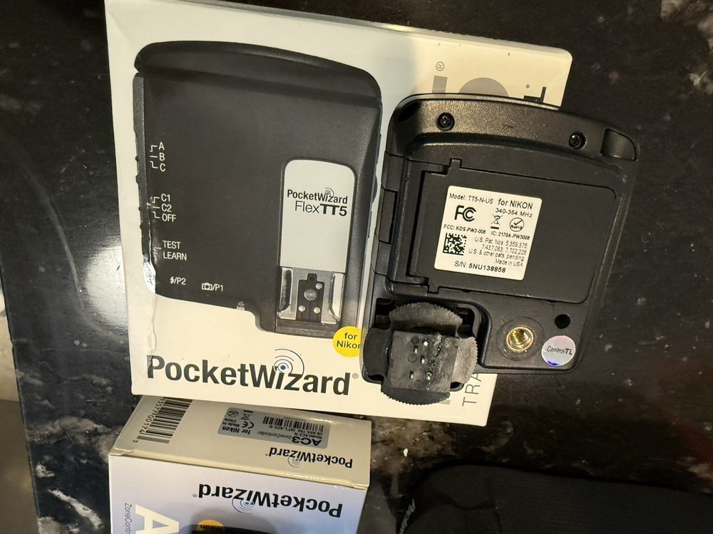 Pocket Wizards Flex TT5,AC3,TT1 Transmitter. Bag