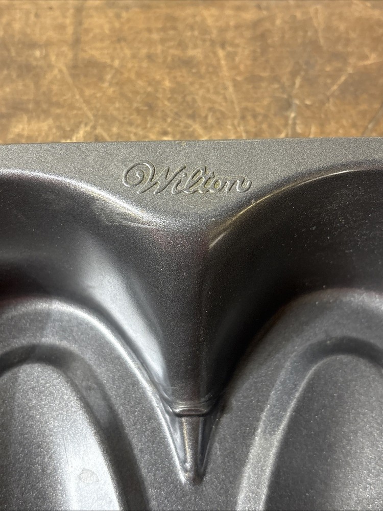 Wilton Easter Bunny Cake Pan - Big Ears