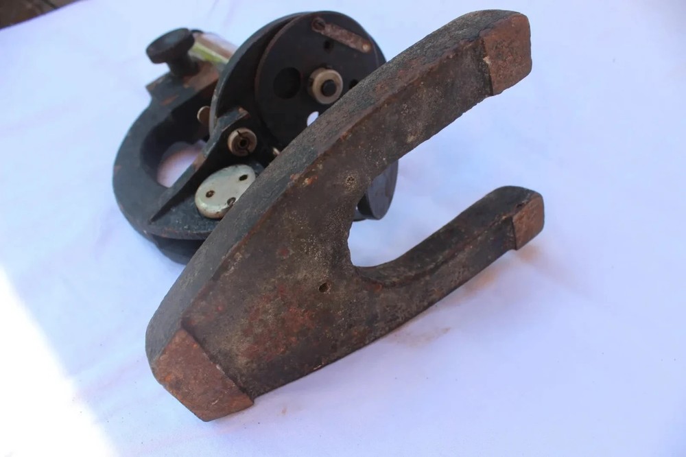 Vintage Soviet MICROSCOPE USSR cccp Measuring device