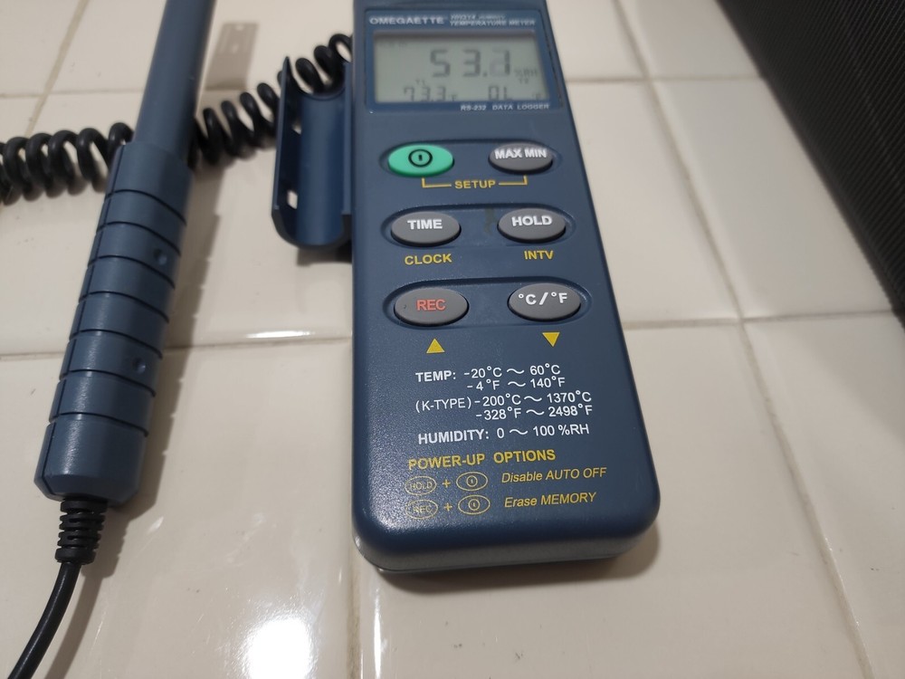 Omegaette HH314 Humidity & Temperature Thermometer 