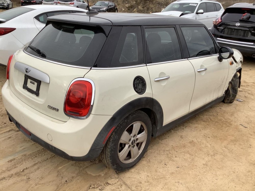 Fuse Box Engine Fits 14-20 MINI COOPER 4916560