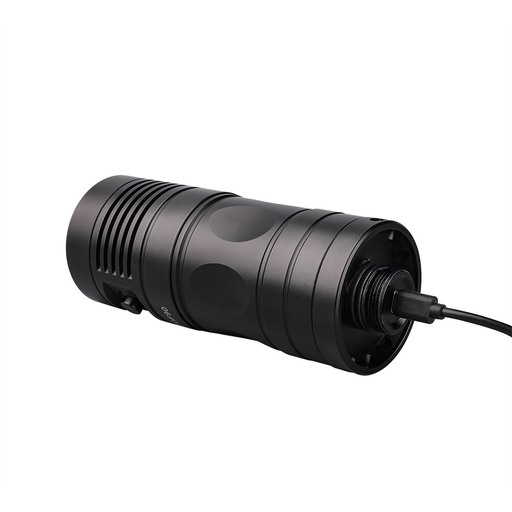 Trustfire Scuba Diving Light 15000 Lumen 70M Underwater Dive Flashlight（DF90）