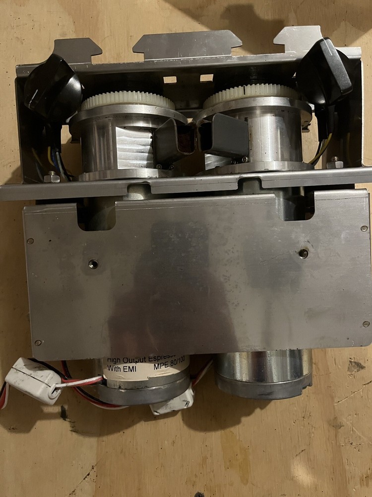 BUNN Sure Tamp grinder