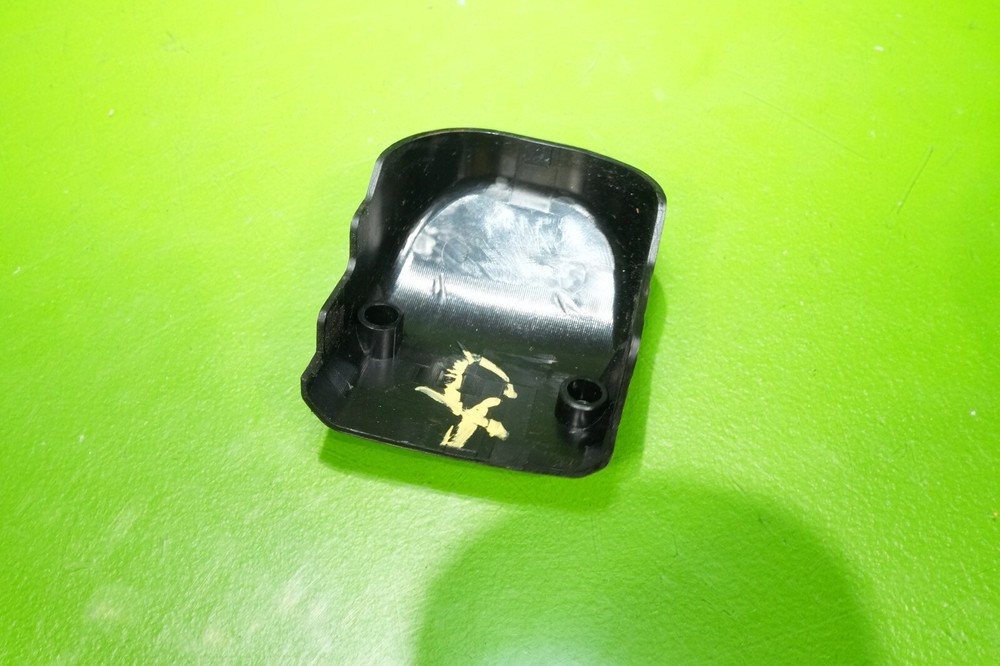 92-96 Prelude OEM steering wheel cruise control switch button cover trim panel