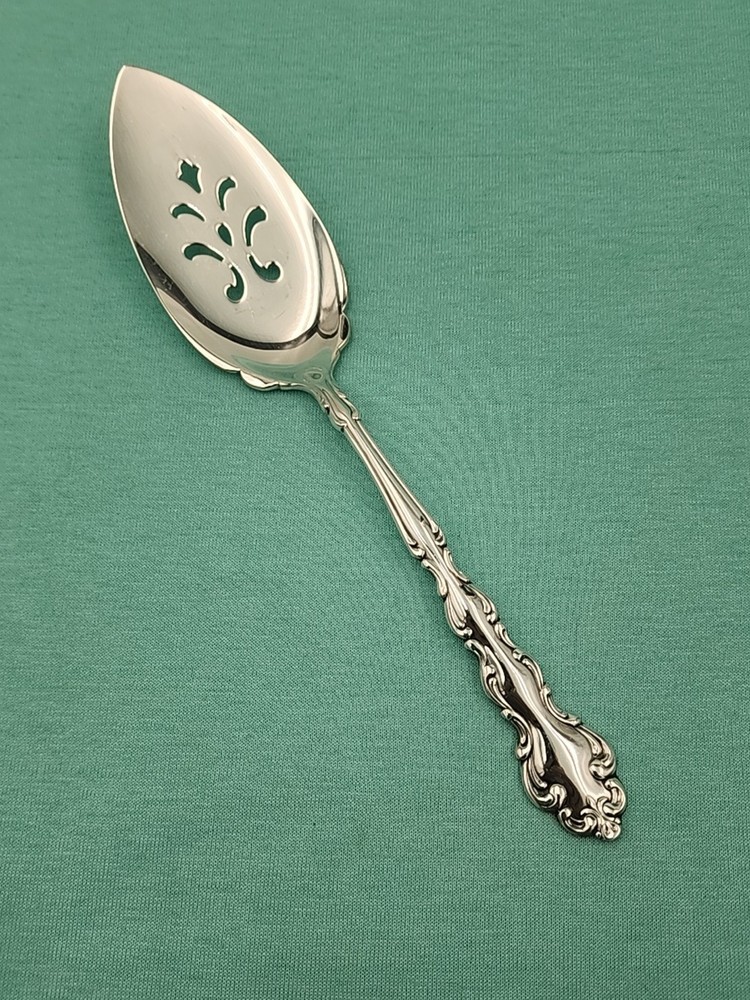 Oneida Community Modern Baroque Silverplate Pierced Pie Server