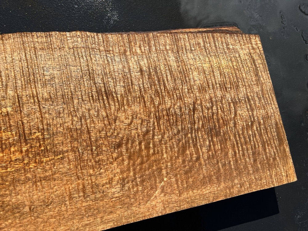 Hawaiian Curly Mango Board #10437