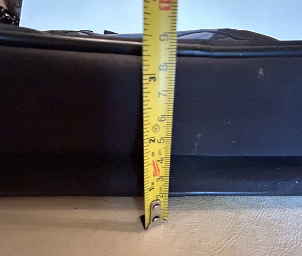 Targus Laptop/Notebook Case, Holds 15" Laptop Read e2