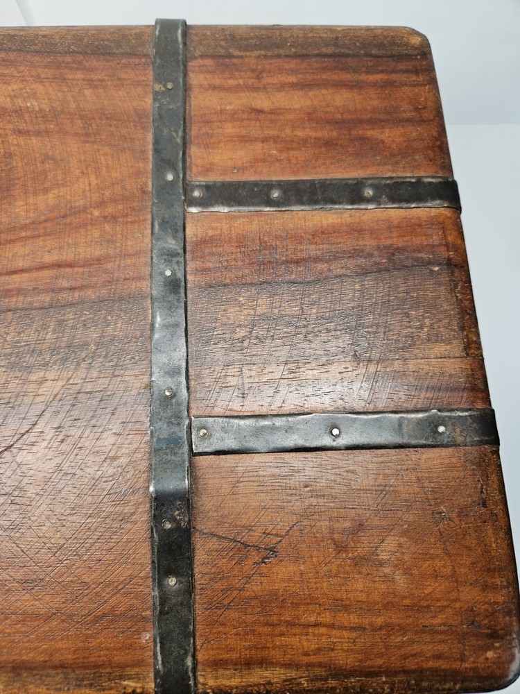 Antique Storage Wooden Suitcase. A18