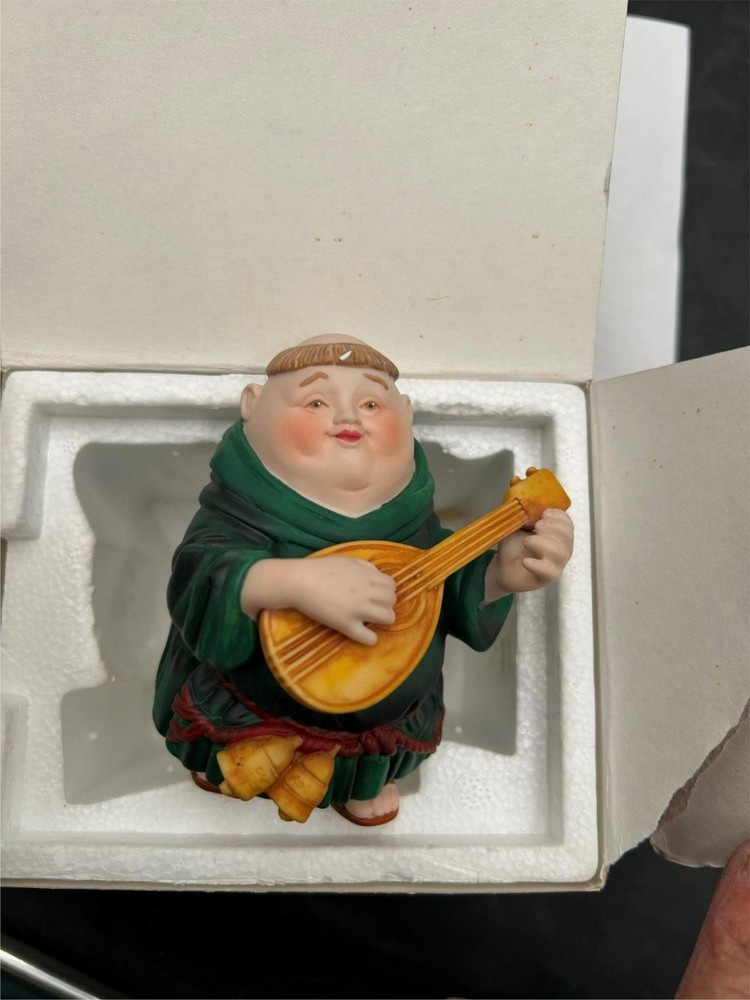 DEPT 56 ***MERRY MAKERS***  CHARLES THE CELLIST **READ**