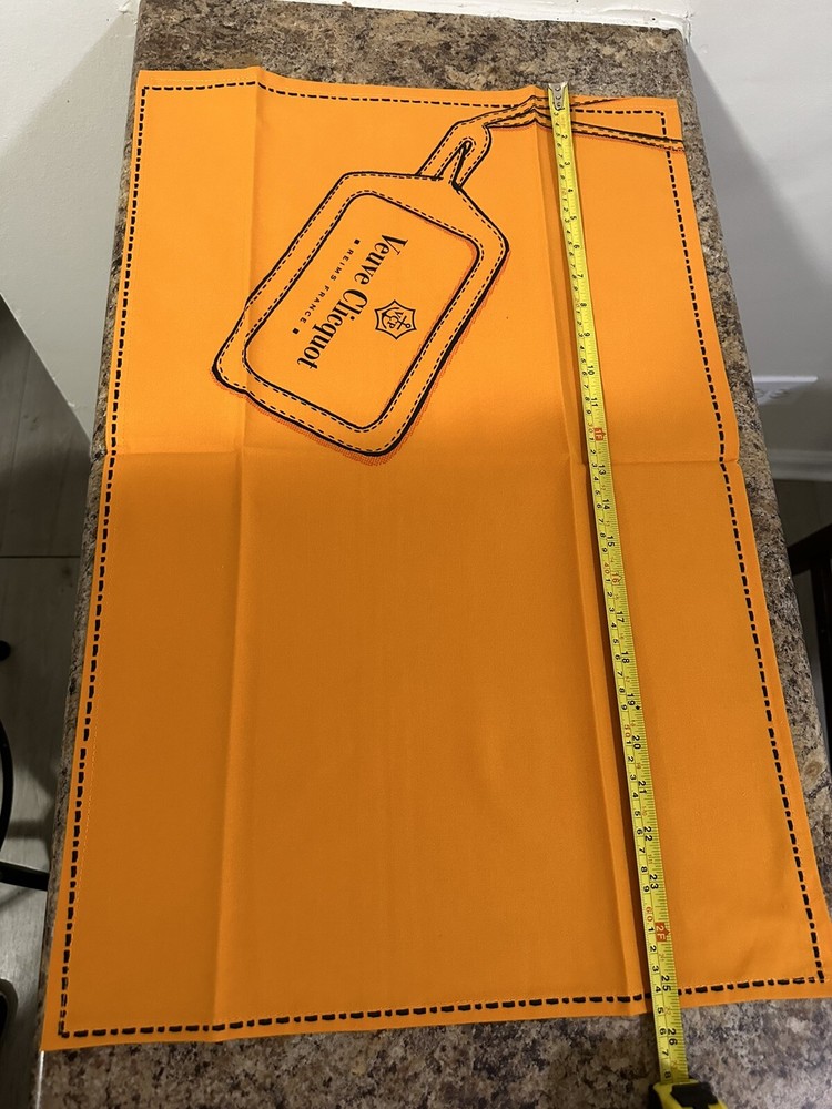 veuve clicquot serviette