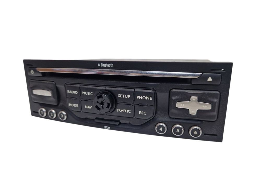 Navirechner Bluetooth Combined Radio/Navigation System *Code Not Present