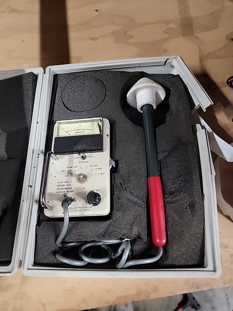 HOLADAY INDUSTRIES Microwave Survey Meter Model 1501