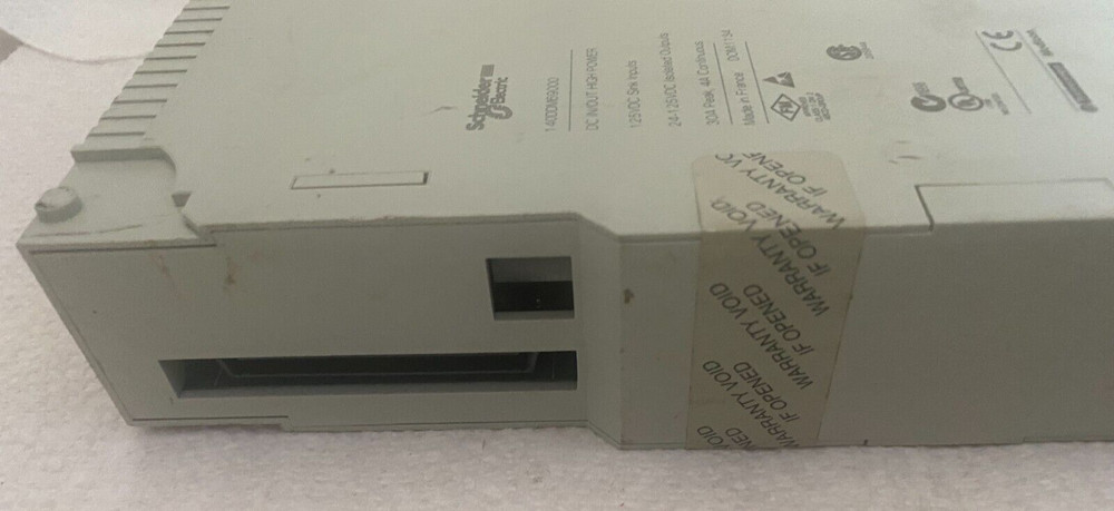 Schneider 140 DDM 690 00 125 VAC input module