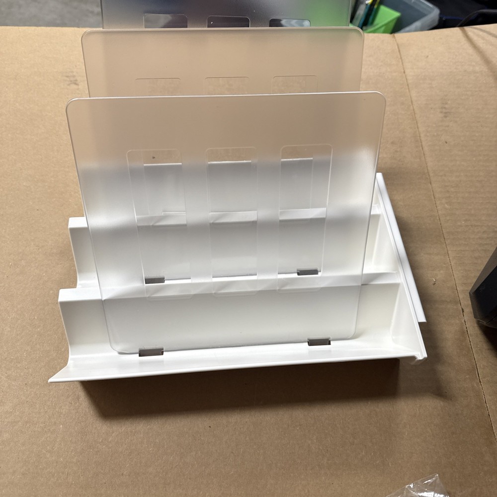 Herman miller Plastic diagonal tray folder holder