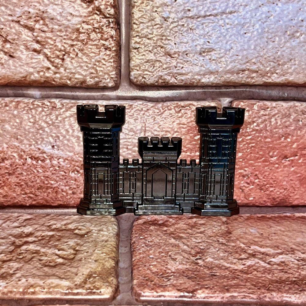 Engineer Castle Challenge Coin - Engineers Up