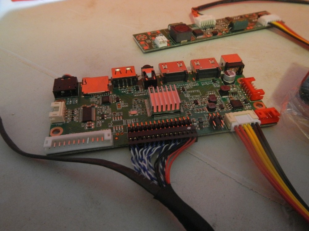 NEW CONTROL BOARD FOR 19" LCD 1920 X 360 IPS DISPLAY & REMOTE & CABLES BOARDS