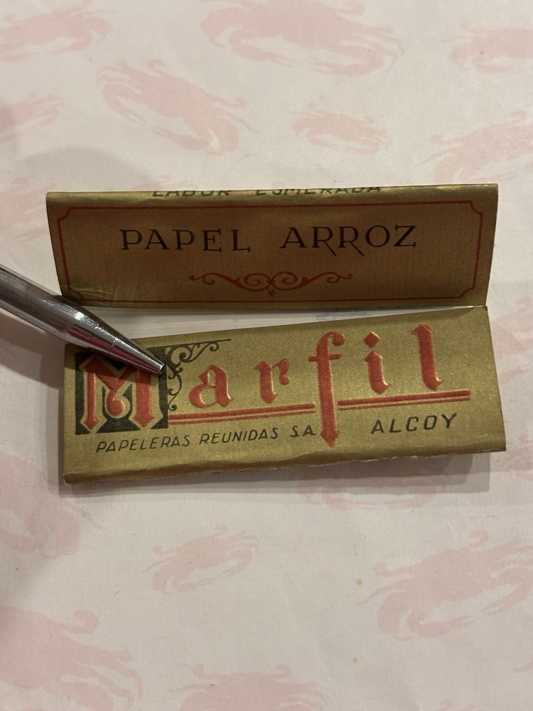 Vintage Long Marfil Rolling Papers Pack • Spanish