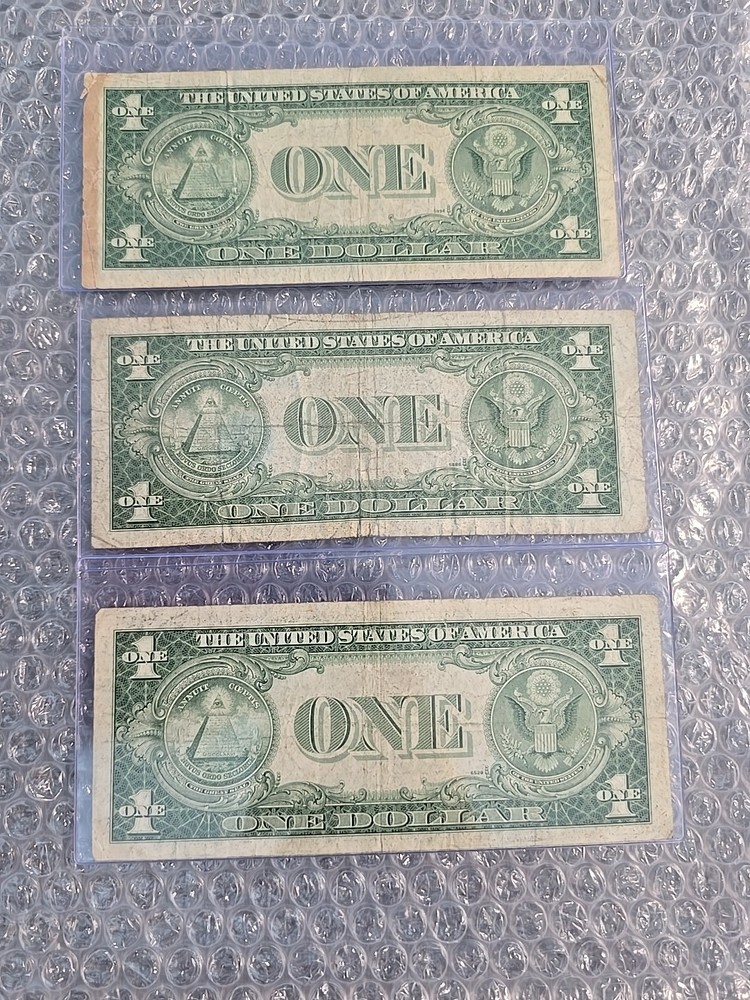 Three-$1 1935E "NO MOTTO" SILVER CERTIFICATE NOTES
