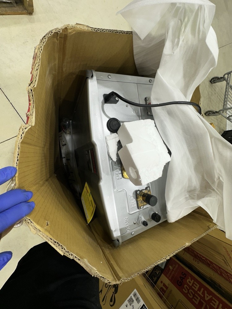 Rinnai RE160IP High Efficiency Propane Indoor Tankless Water Heater 160k BTU