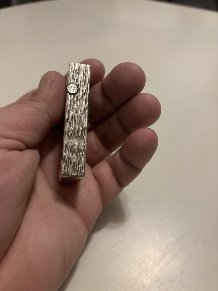 Dunhill Rollagas Lighter Is Almost Brand New.
