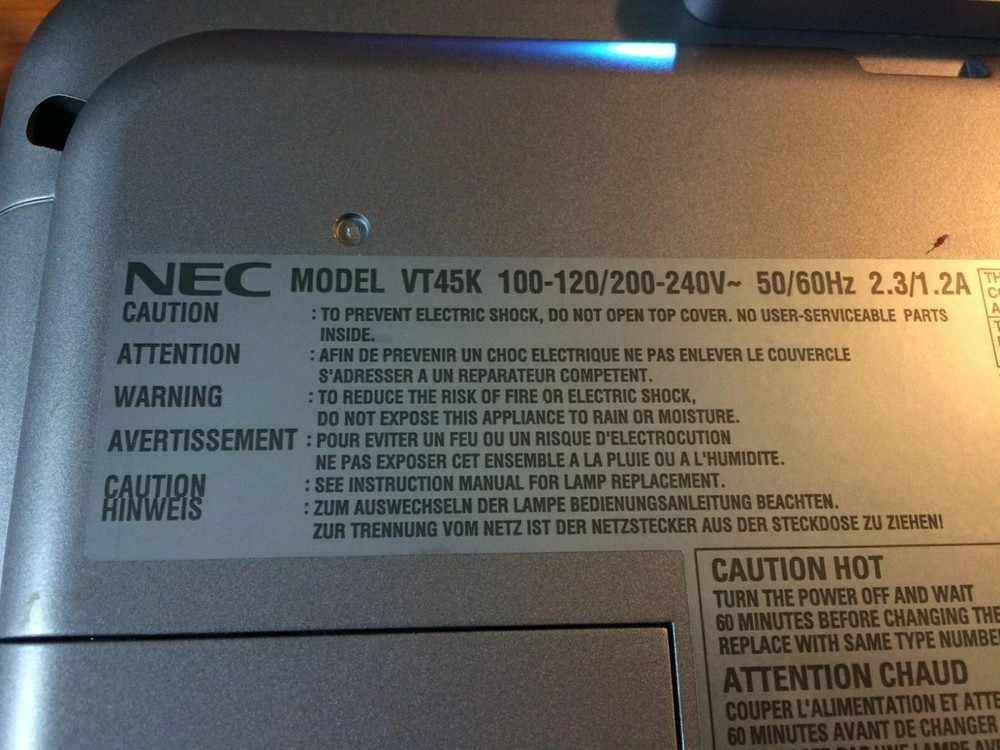 NEC VT45K Video Projector