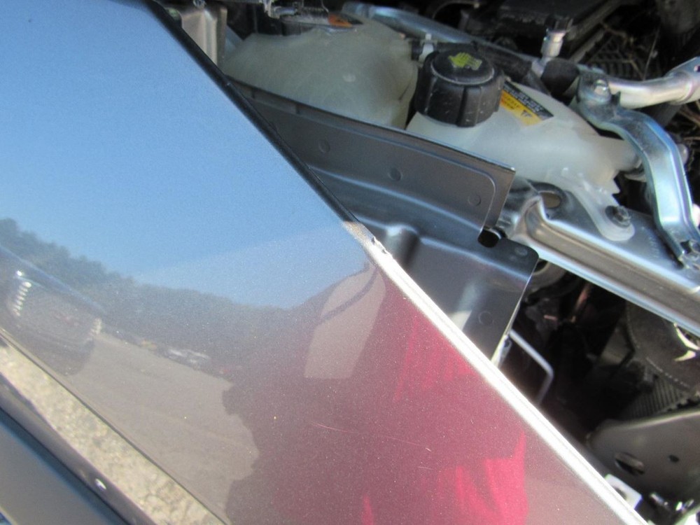 ROGUE 2023 Glove Box 1059369