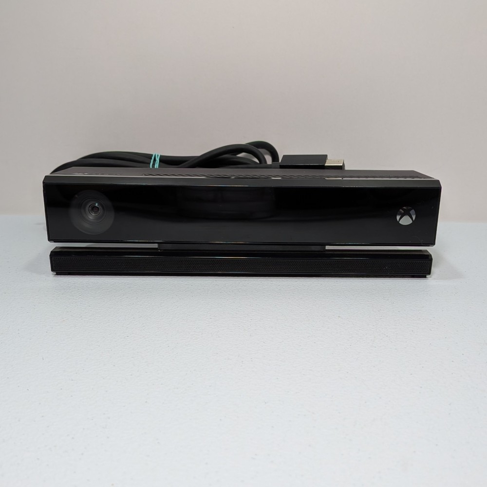 Microsoft Xbox One Kinect Sensor 1520 Black W/ TV Mount