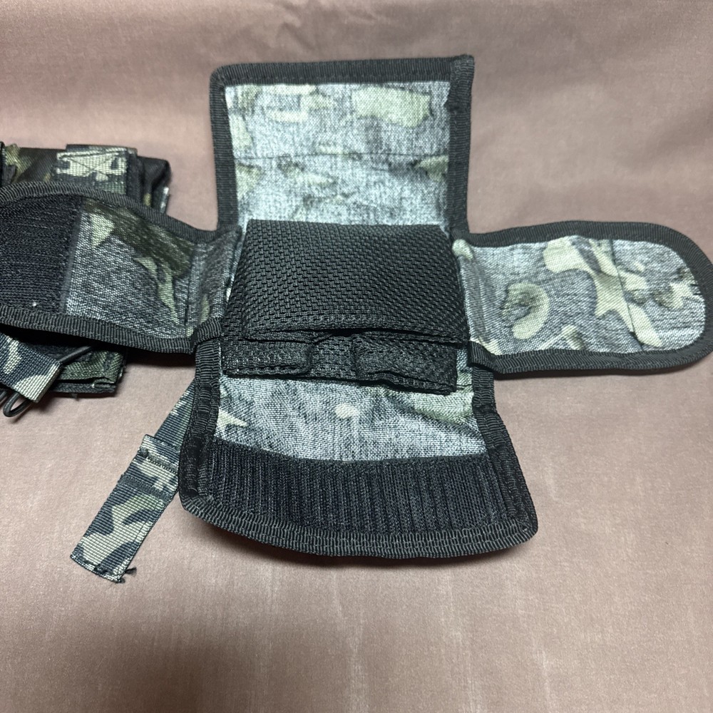 Multicam Black ammo pouch and dump pouch