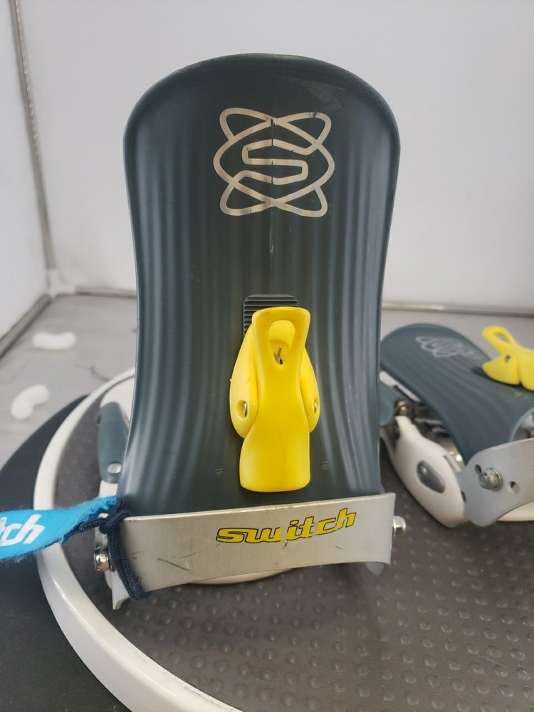 Switch Step In HB Snowboard Bindings
