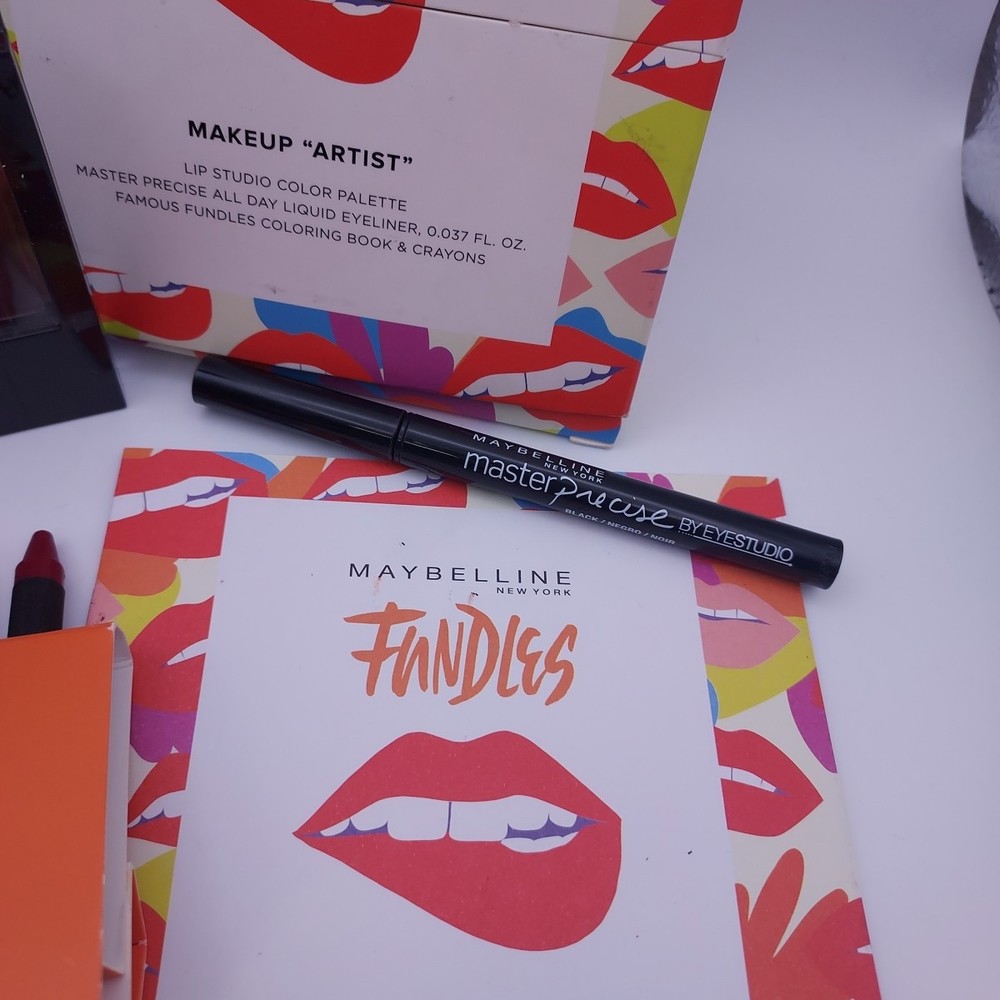 Maybelline Fundles Makeup Artist Set