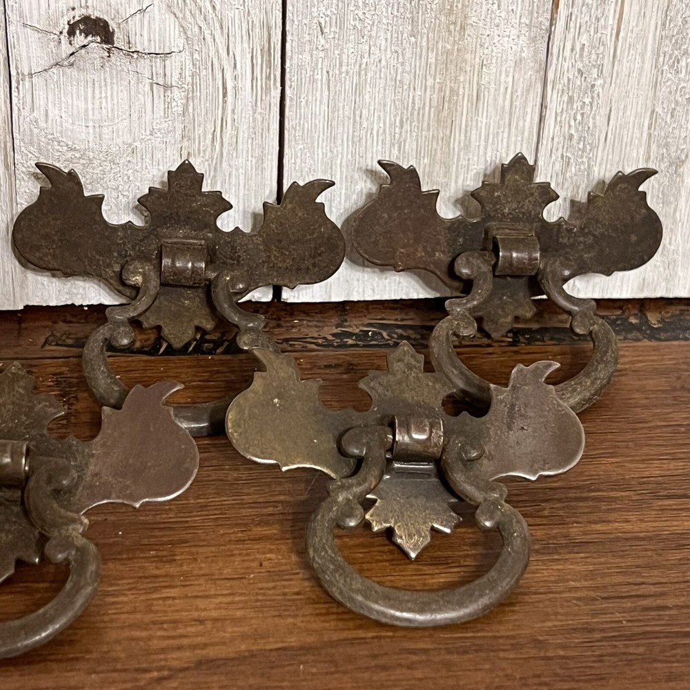 Antique - 2”x2.5” Bronze Color Chippendale Batwing Drop Pull Handles / PER PIECE
