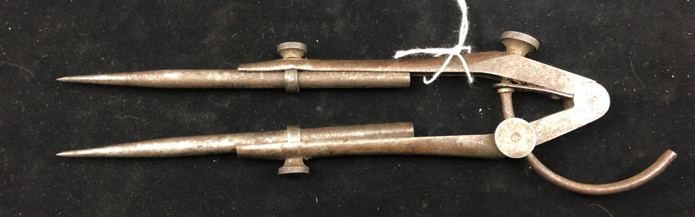 EARLY-ATHOL MACHINE CO. 8"+ DIVIDER-PRE- STARRETT